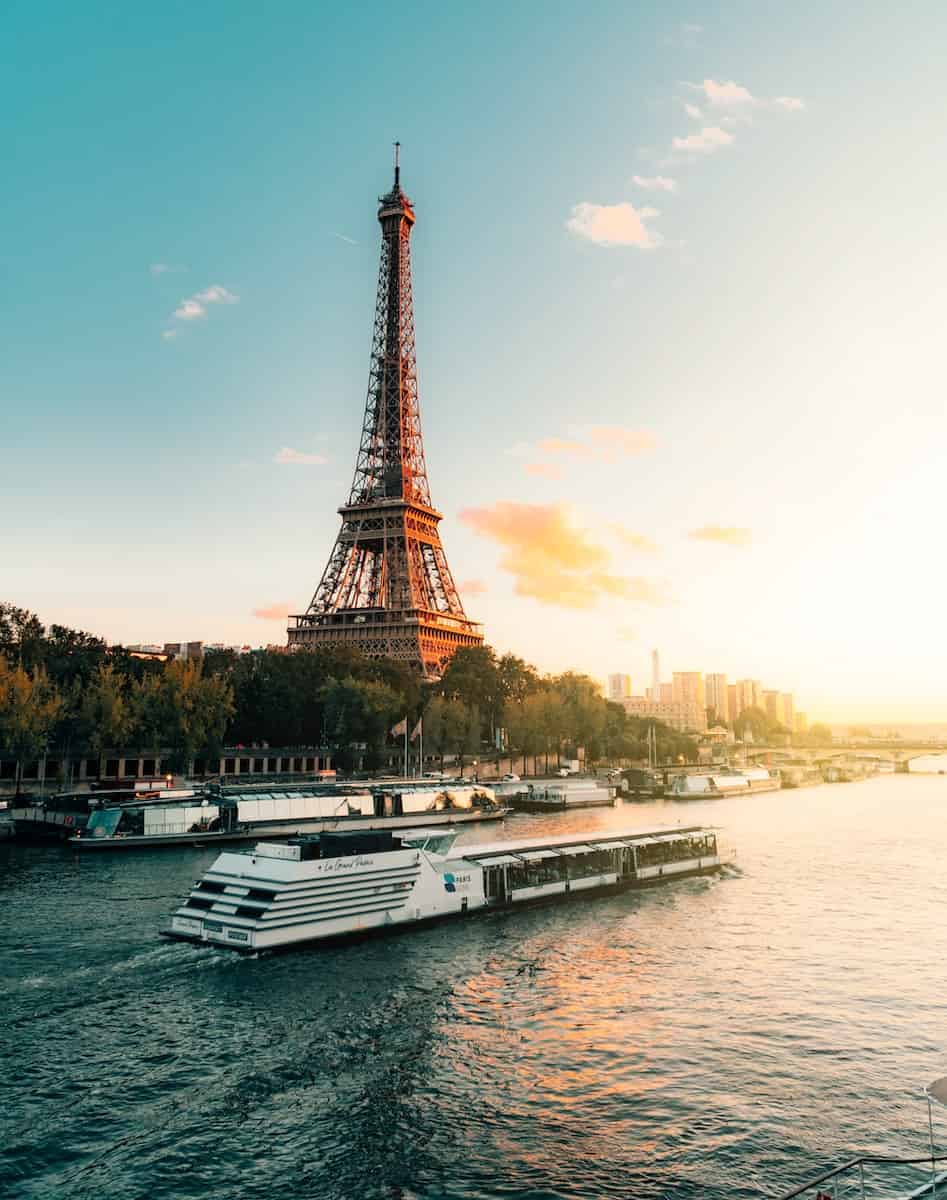 Sunset River cruise on The Seine with Eiffel tower in the background