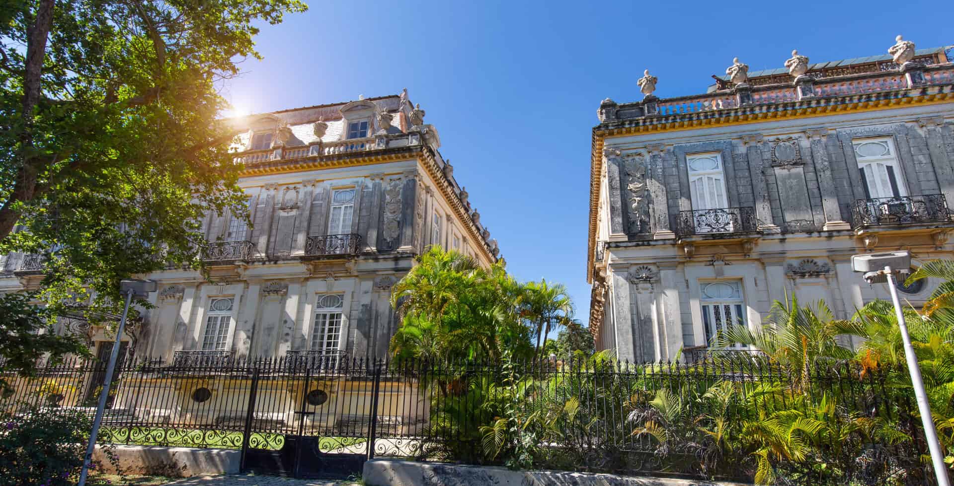 row of colonial style mansions in merida Mexico