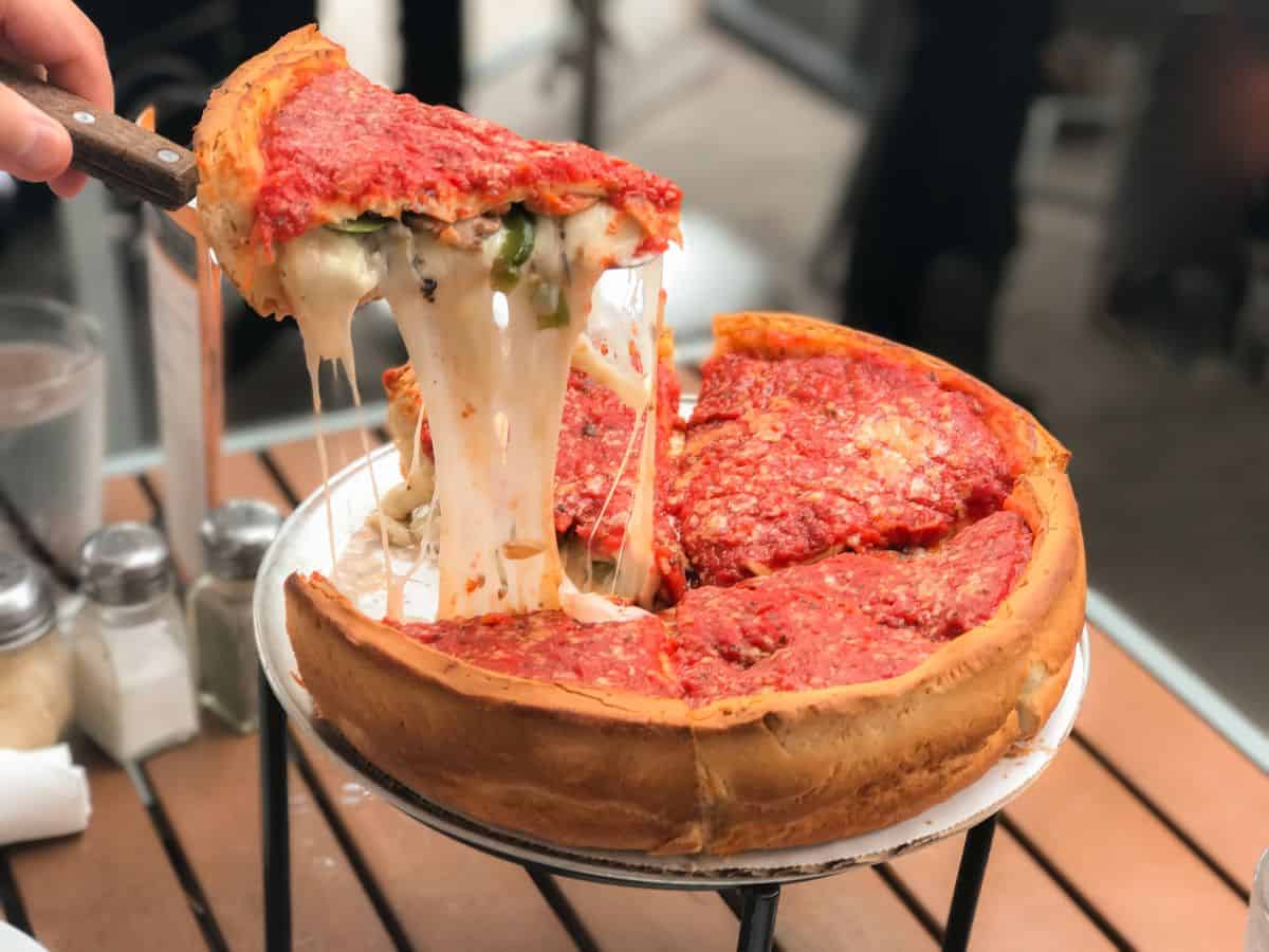 Five Great Places To Get Pizza In Chicago