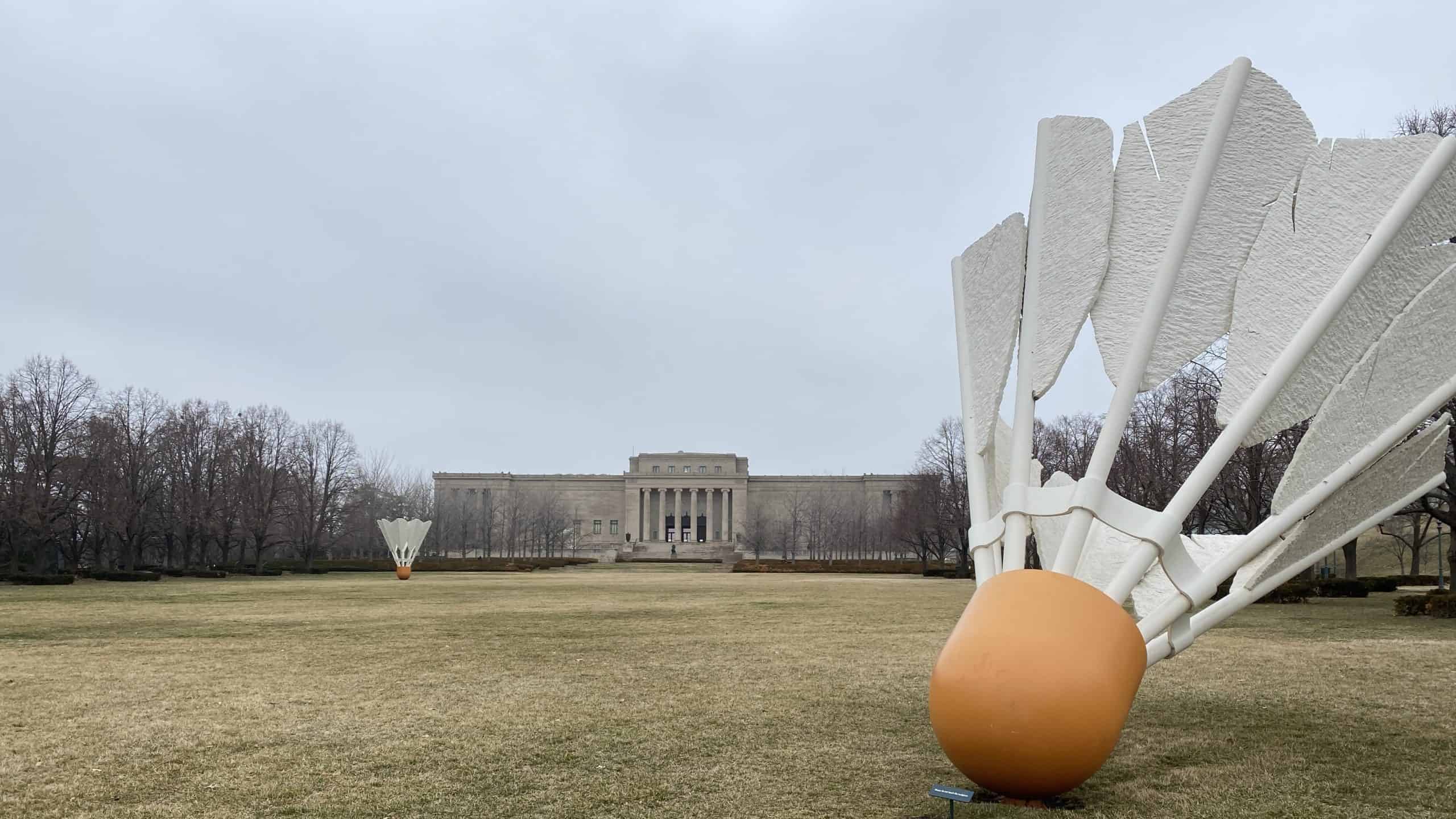 Large Shuttlecocks in front of Art Museum in Kansas City